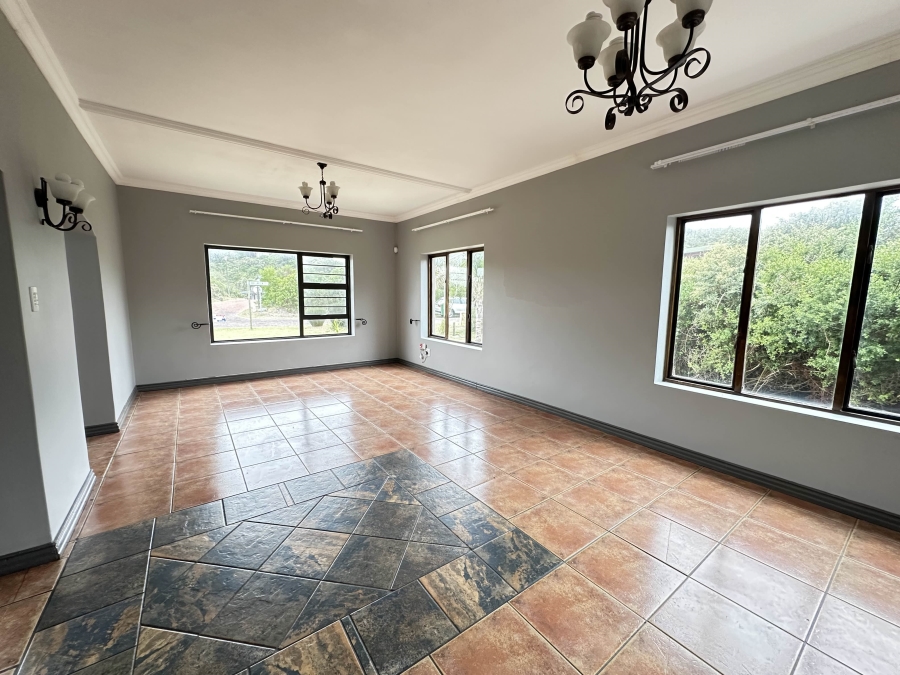 4 Bedroom Property for Sale in Cola Beach Western Cape
